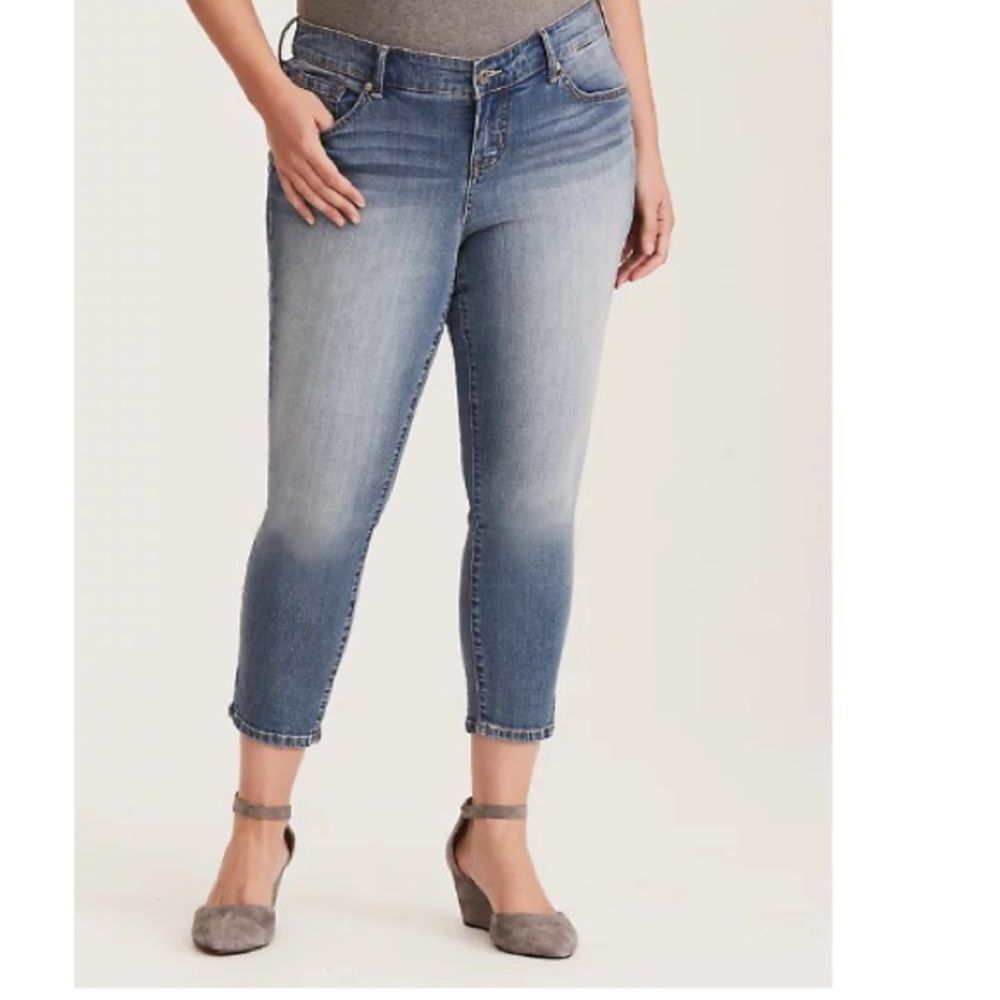 Torrid Distressed Ankle Skinny Jean Light Wash 18 - Picture 13 of 13